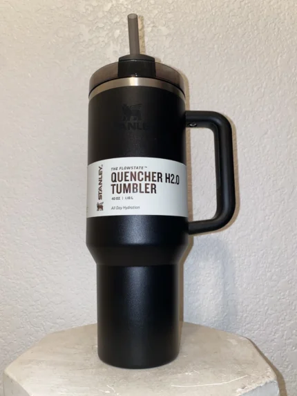 Stanley 40 oz Quencher H2.0 FlowState Tumbler Black, Stainless Steel Travel Cup New