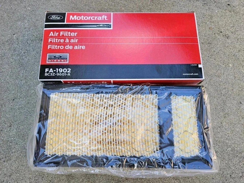 s-l1600 (2) 11-16 Ford 6.7L Powerstroke Diesel OEM Motorcraft Air Filter FA-1902 FA2112 - Image 1